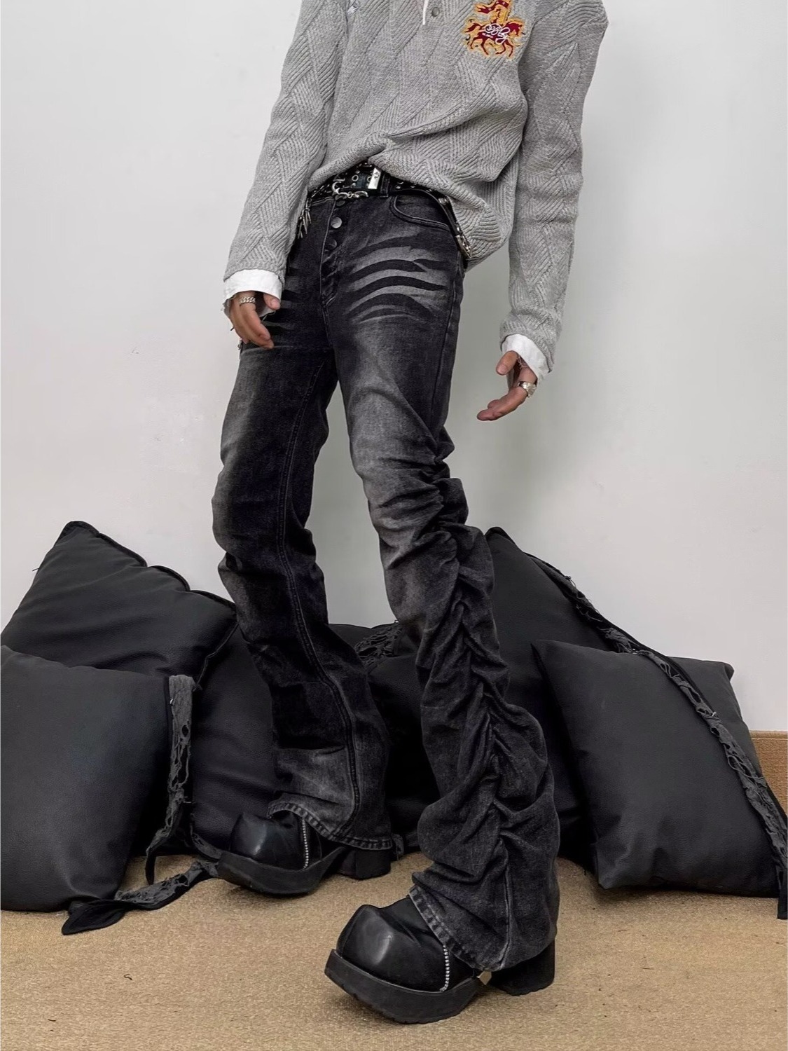 กางเกงยีนส์ผู้ชายทรงสลิมตรง ขา - Streetwear Brand Denim บทวิจารณ์และราคา