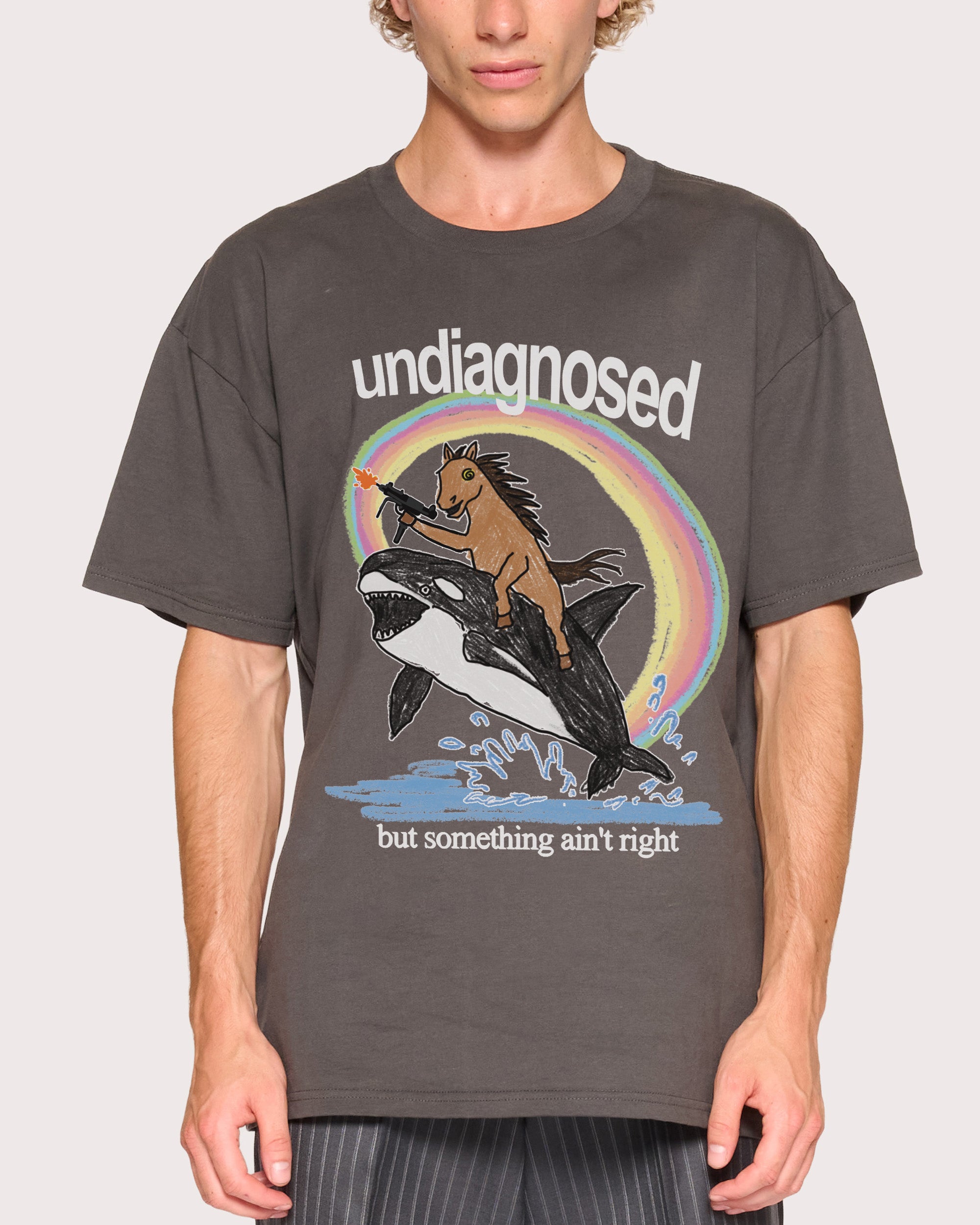 เสื้อยืดกราฟิกแบรนด์สตรีทแฟชั่ - Streetwear Brand Tees บทวิจารณ์และราคา